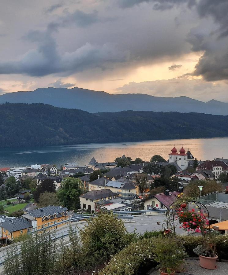ホテル Haus Franz ミルシュタット エクステリア 写真